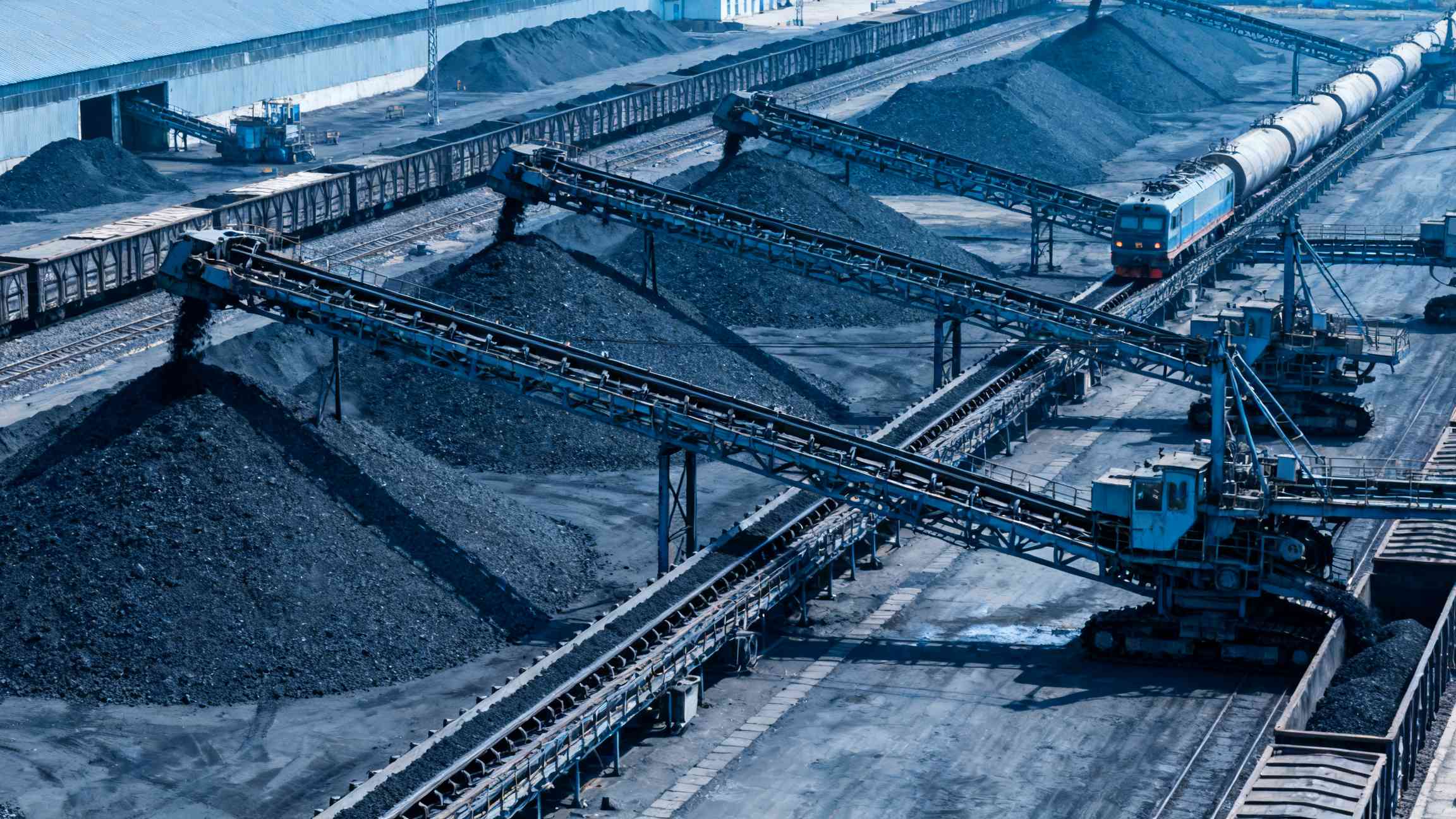 巴音孟克纳汇煤矿合同价发布（2025-10-14 16:00起）！价格区间315–394元/吨，精煤或将上调？