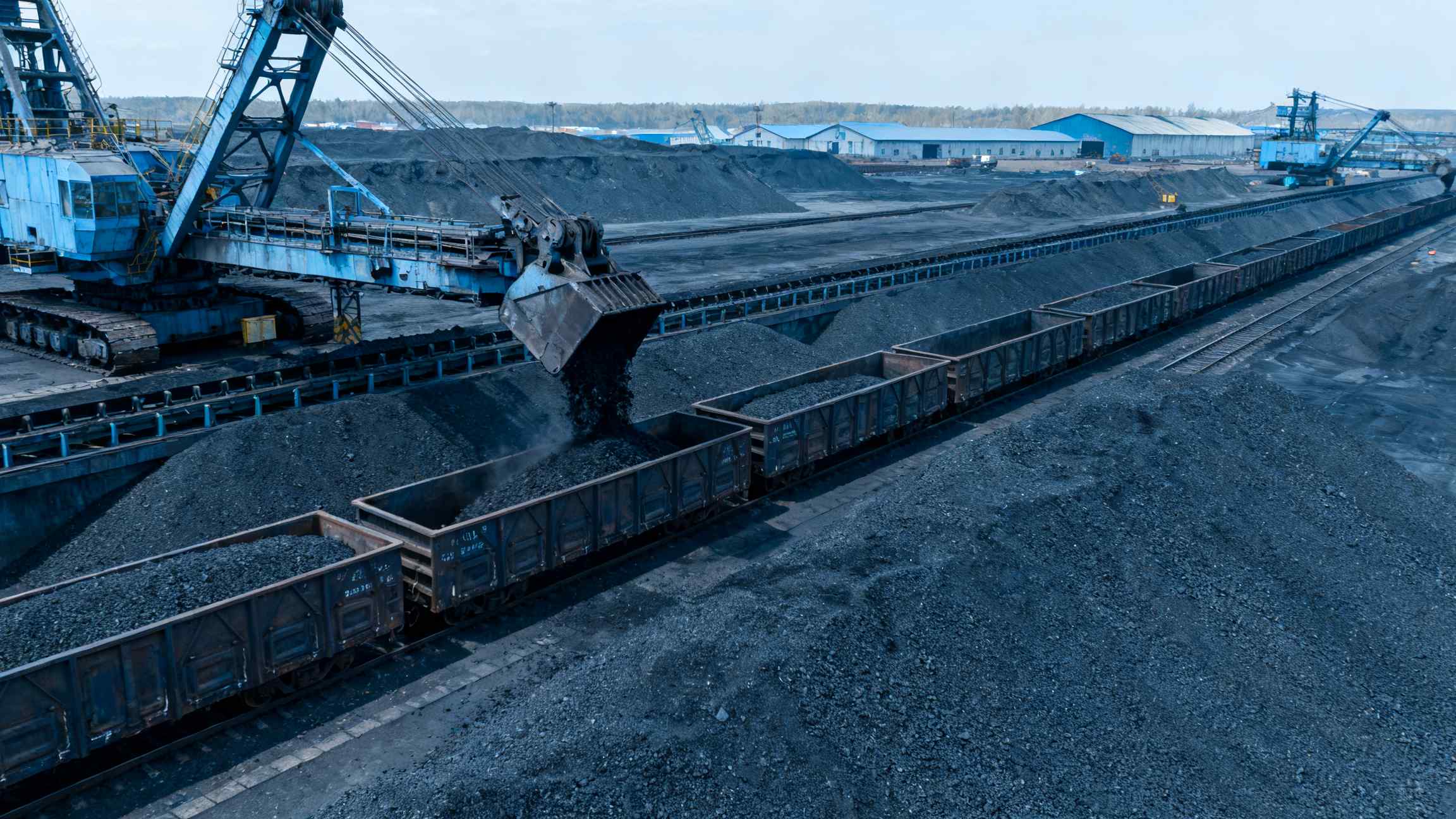 神府海湾煤矿发布新价：2025年10月16日起执行，远期较现货+15/+30元/吨！